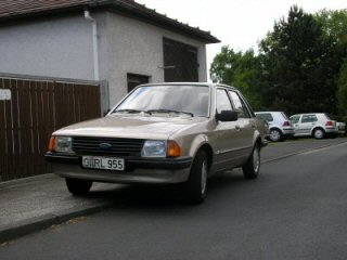 -/- seine 5-t&uuml;rige Limousine
